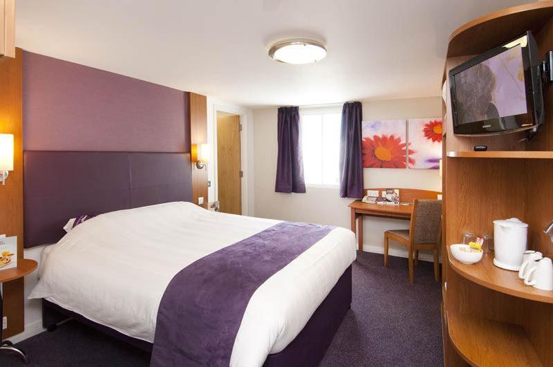 Premier Inn London Croydon West - Purley A23 Екстер'єр фото